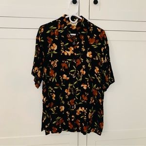 Clio Black/Orange Floral Button Shirt Size Medium